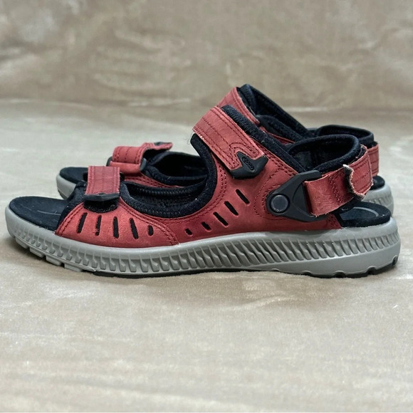 Ecco Sport Terra 2S Leather Sandal - Size 5 - Picture 3 of 12